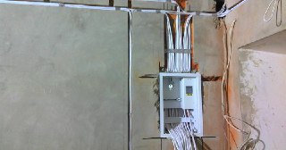 Электропроводка в доме + монтаж Магадан цена от 154 руб. м.п.